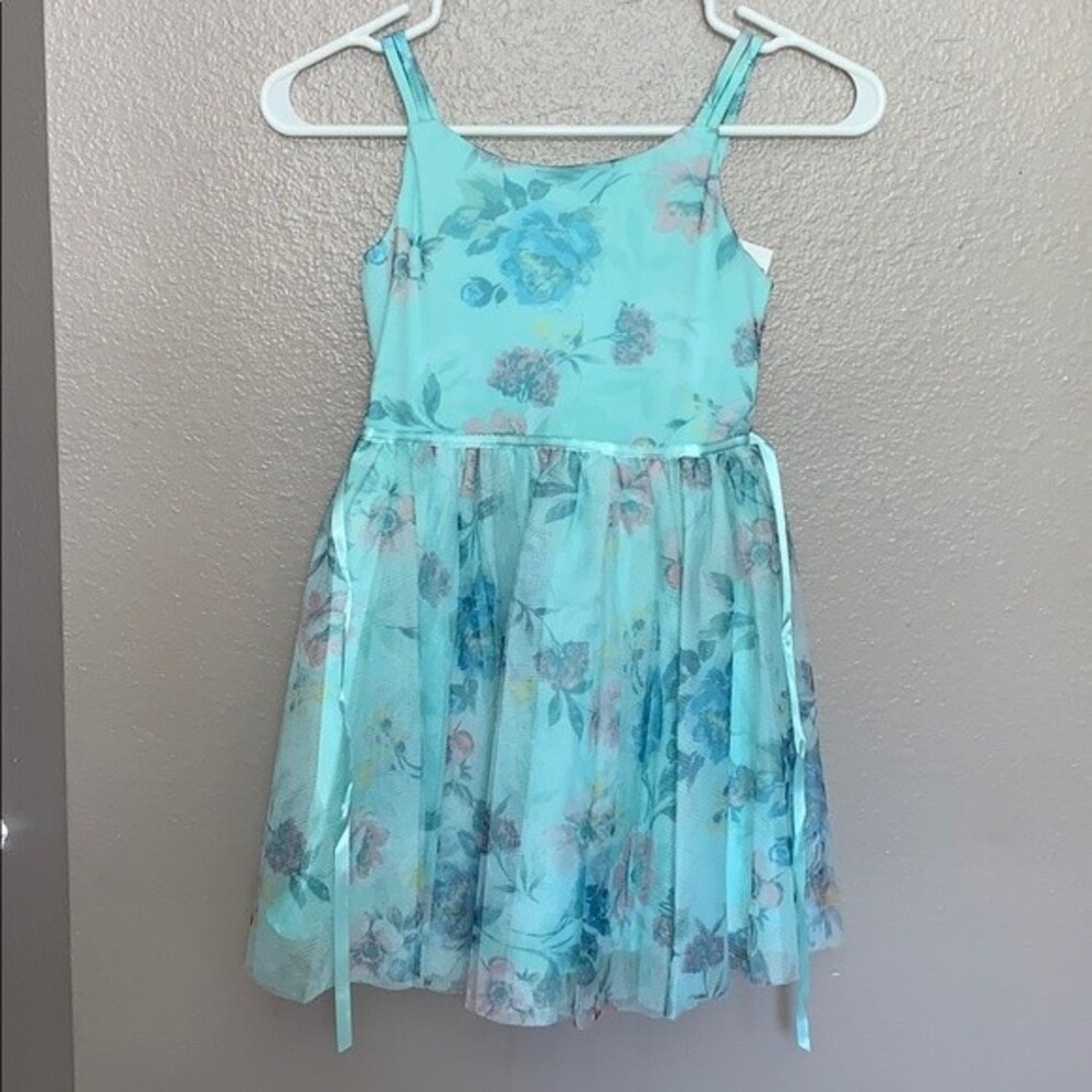 Zenzi Girl dress size S(6/6x) in color mint.